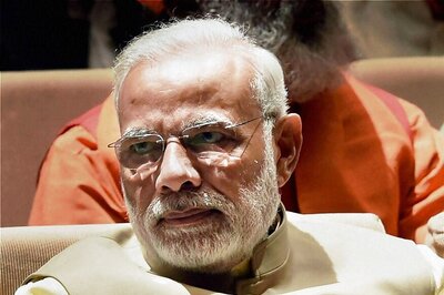 AAP Asks PM to Take Responsibility for Demonetisation Woes