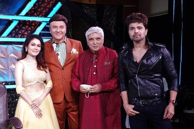 Javed Akhtar to Appear In Indian Idol 12 as Special Guest