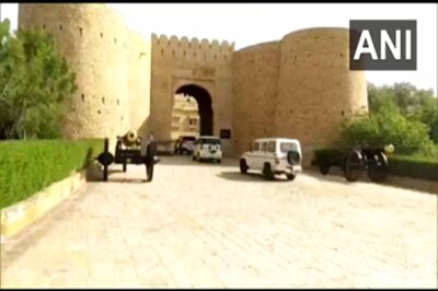 Muslim Congress MLAs of Gehlot Camp Offer Eid Prayers at Jaisalmer Hotel