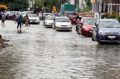 Flyovers Flooded, Scores of Trees Uprooted as Rains Continue to Lash Bengaluru