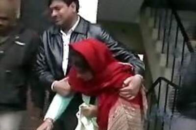 Aussie girl shot by Indian 'lover' dies