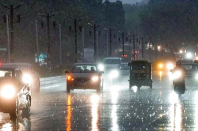 Heavy Rain In Parts Of Delhi-NCR, Many Areas Waterlogged; Orange Alert Issued