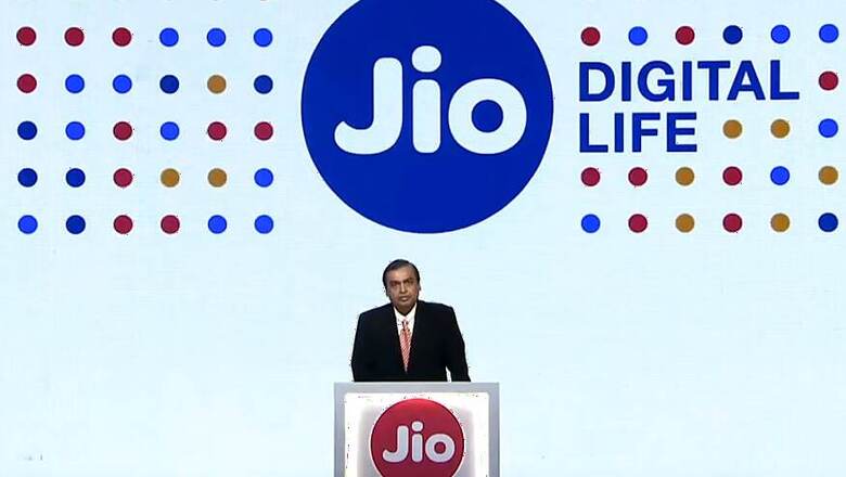 Reliance Jio IPL 2018 Offers: Cricket Season Pack, Play Along Prizes, Comedy Shows And More