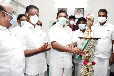 Tamil Nadu CM Palaniswami Rolls Out 'Amma Mini Clinic' Scheme