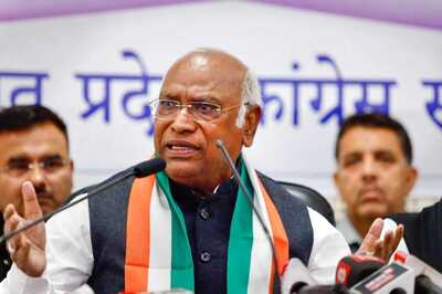 Congress Chief Kharge Pitches for 'Top to Bottom' Accountability From Colleagues at Key Party Meet