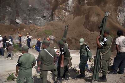 Strong 7.4 earthquake hits Pacific coast of Guatemala, kills 39