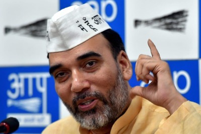 AAP Urges Centre to Hold Talks with Protesting Farmers