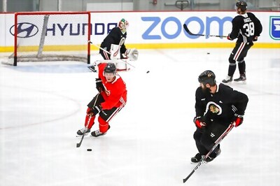 Brent Seabrook won't travel with Blackhawks for playoffs