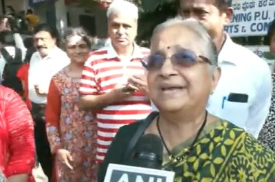 'We Are Oldies But...': Sudha and Narayana Murthy's Message If You're Planning to Skip K'taka Voting