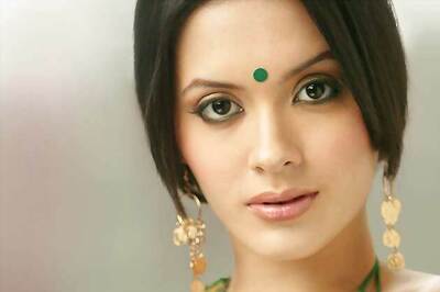 Isha Sharvani to debut in 'Anchu Sundharimaar'