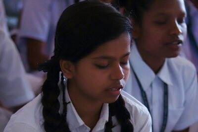 No Scientific Body Suggests COVID Vaccination of Kids to be Condition to Reopen Schools: Govt