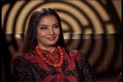 Shabana Azmi lends support to 'Ek Jodi Kapda'