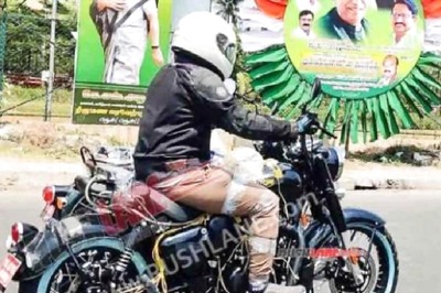 Royal Enfield Classic 350cc Bobber Spotted Testing With White Wall Tyres