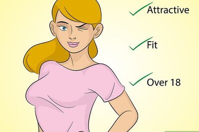 How to Become a Hooters Girl