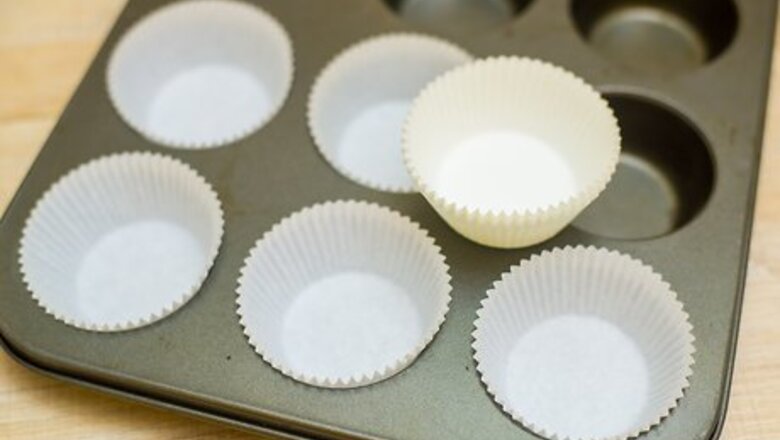 How to Make Strawberry Banana Cupcakes