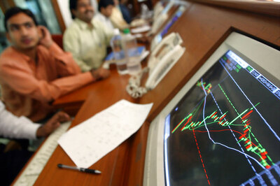 Sensex Climbs 139 Points, Nifty Rises to 37 Points in Early Trade