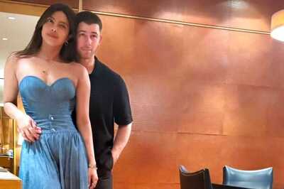 Priyanka Chopra Cuddles Up With Nick Jonas in FIRST Pic After Arrival in Mumbai for Anant-Radhika's Wedding