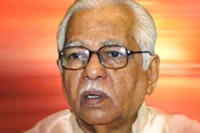 Governor Ram Naik writes to varsity VCs for regularisation of sessions