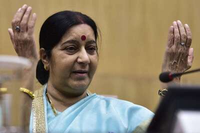 Come Back to India: Sushma to Laid-off Indian workers in Saudi