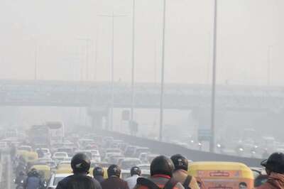 Will Delhi See Higher Parking Fee? Govt Mulls Proposal to Discourage Private Cars as Air Pollution Haunts Capital