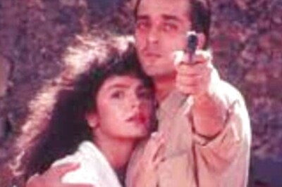30 Years Of Sadak: Mahesh Bhatt Gave This Advice to Pooja Bhatt Before Kissing Scene