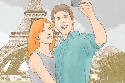 How to Find People to Travel with and Share Transport Costs