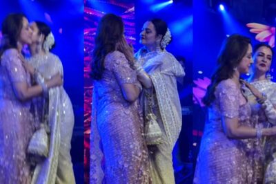 Rekha Hugs and Kisses Hema Malini As They Groove To 'Kya Khoob Lagti Ho'; Video Melts Fans' Hearts