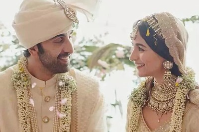 Alia Bhatt Changes Her Name After Marrying Ranbir Kapoor, Here's What Her New Name Is; Watch Video