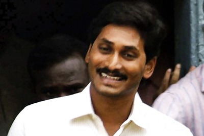 LS polls: Chandrababu Naidu, Jaganmohan Reddy file nominations