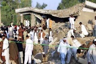 Suicide bomber kills 4 near Peshawar air base