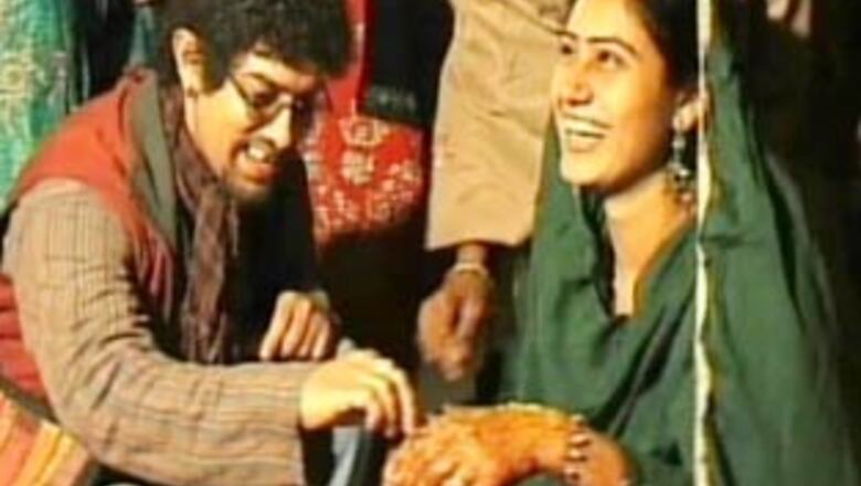 Aamir turns filmmaker to attend a Punjabi wedding