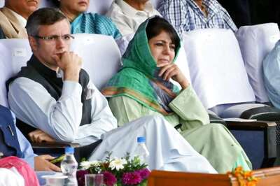 Ex-CMs Mehbooba Mufti and Omar Abdullah Detained, Shifted to Guest House from House Arrest
