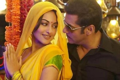 Happy Birthday Sonakshi Sinha: From Dabangg to Akira, Here's Looking at the Best Movies of the Actress