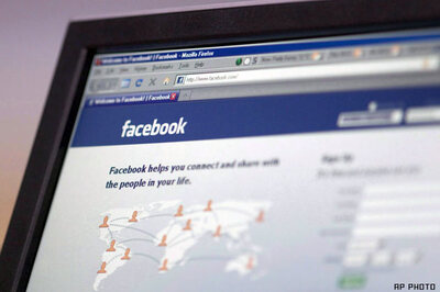 Fake 'dislike' button spreads across Facebook
