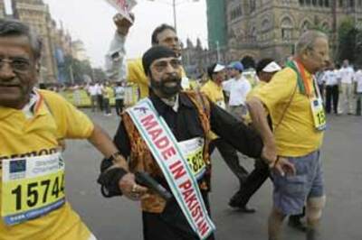 Photogallery: Mumbai runs to remember 26/11