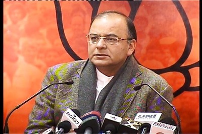 AAP referendum farcical, says Arun Jaitley