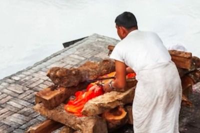 Why One Shouldn’t Look Back At The Crematorium Ground After Last Rites