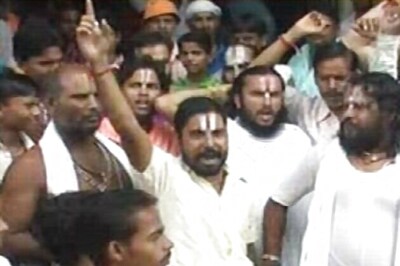 VHP sankalp diwas: Centre tells UP govt to maintain status quo in Ayodhya