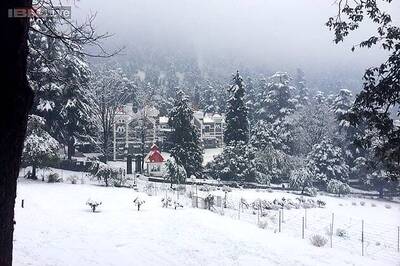 Cold wave intensifies in north India, first snowfall in Shimla