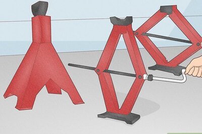 How to Repair an Exhaust Pipe with a Tin Can