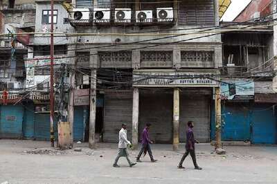 India under Lockdown: What Shops, Offices and Services are Available for the Next Three Weeks?