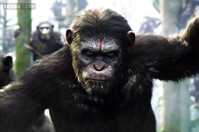 'Dawn of the Planet of the Apes' climbs to top of the US box office charts