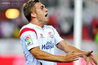 Everton sign Barcelona winger Gerard Deulofeu