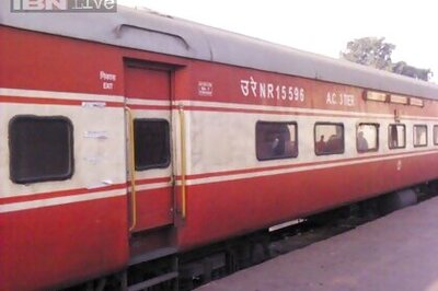 Jammu-Delhi Rajdhani searched as cops receive 'threat input'