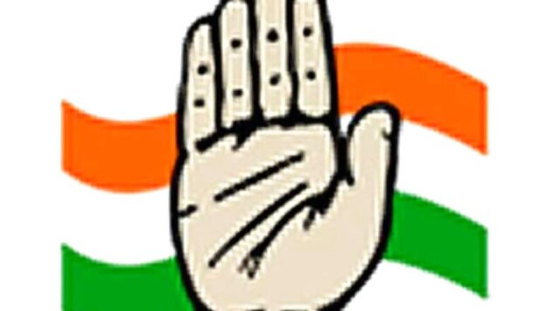 Congress walks out on allowing government employees to attend RSS camps