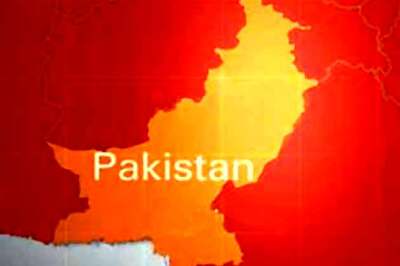 Pakistan: 17 soldiers killed in suicide bomber attack