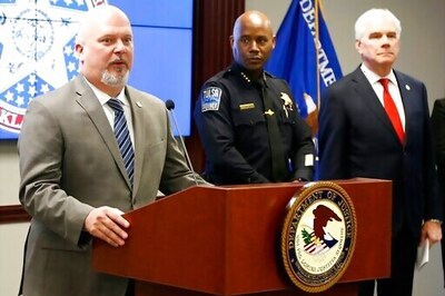 29 Charged In 6-state Shoplifting Ring That Hit Pharmacies