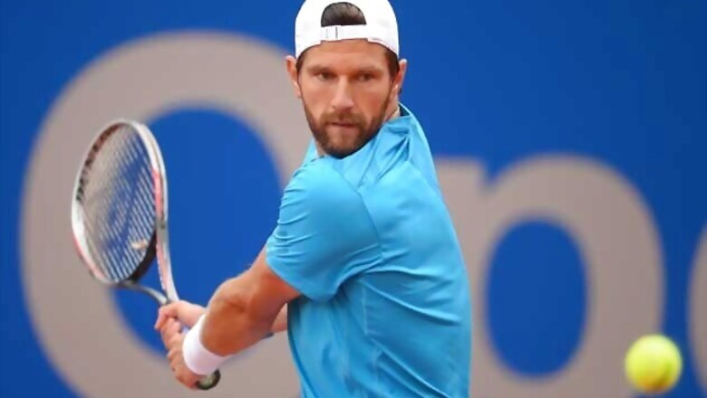 Jurgen Melzer upsets 9th-seeded John Isner at Italian Open