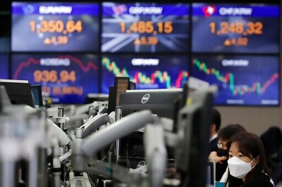 Global Stocks Gain After Trump Criticizes Economic Aid Bill