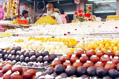 Landmark 200-year-old sweet shop 'Ghantewala' in Old Delhi shuts down